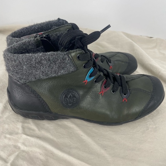 Rieker Women’s Size EU38 Leather Wool Ankle Bootie Green Funky Blue Red Spots - Picture 2 of 7